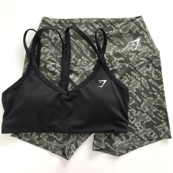 Gymshark Pants - Gymshark M/S Training Shorts & Strap Feature Sports Bra Set